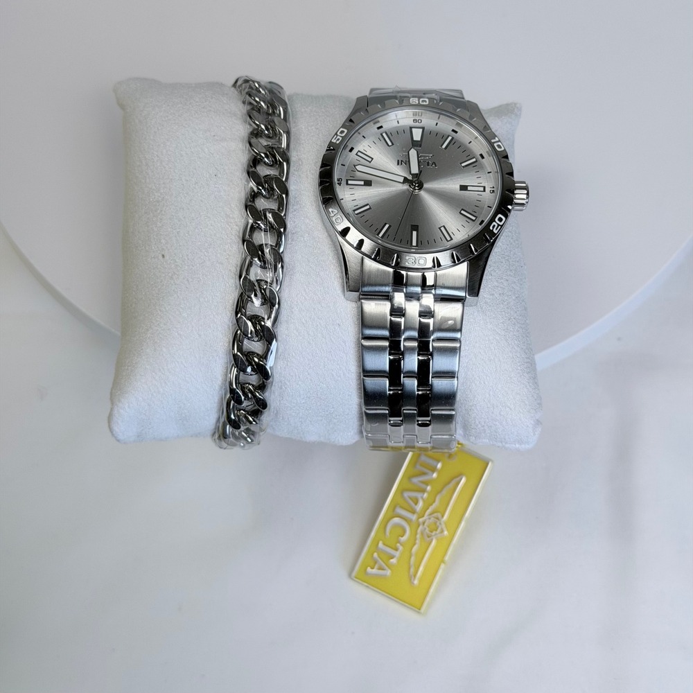 Invicta 48279 Mens Silver Dial Stainless Steel Watch and Bracelet Gift Set NEW